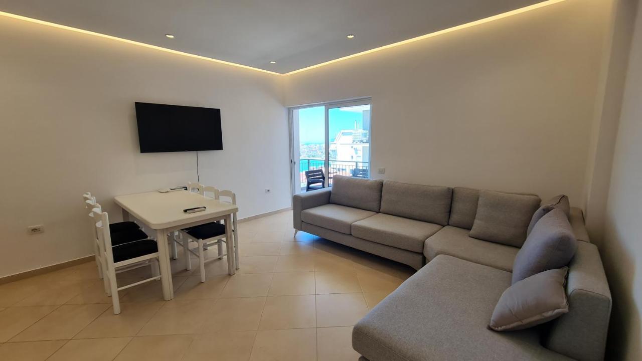 סרנדה Sea And City View Apartment מראה חיצוני תמונה
