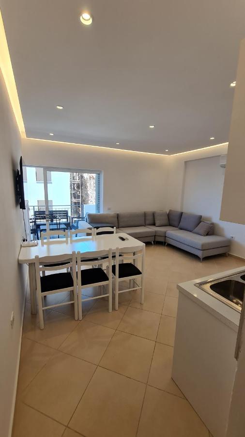 סרנדה Sea And City View Apartment מראה חיצוני תמונה