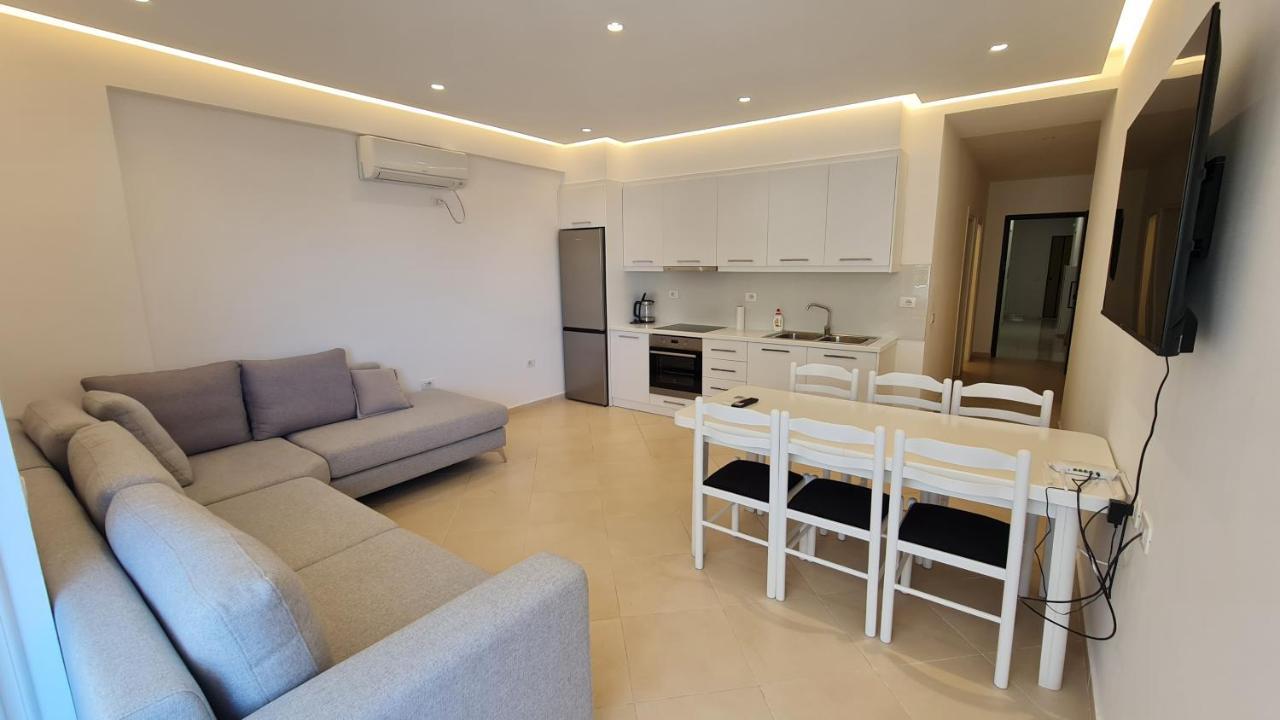 סרנדה Sea And City View Apartment מראה חיצוני תמונה